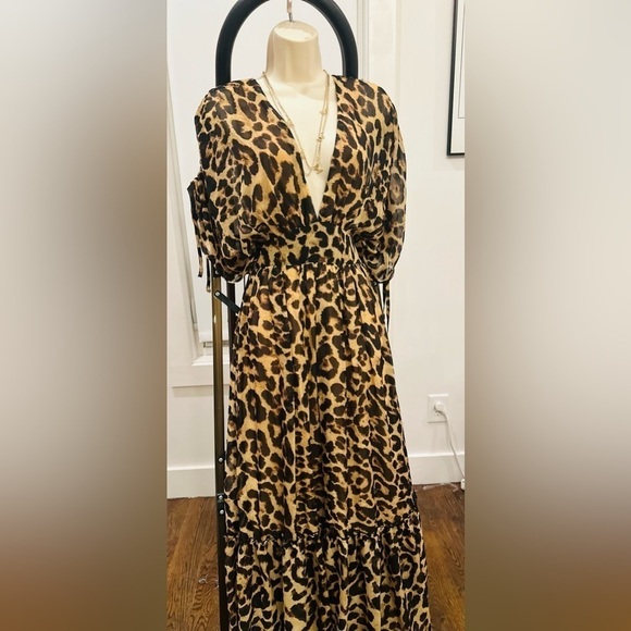- NWT The King Kouture Leopard Printed Kimono Sleeve Maxi Dress - Picture 7 of 12